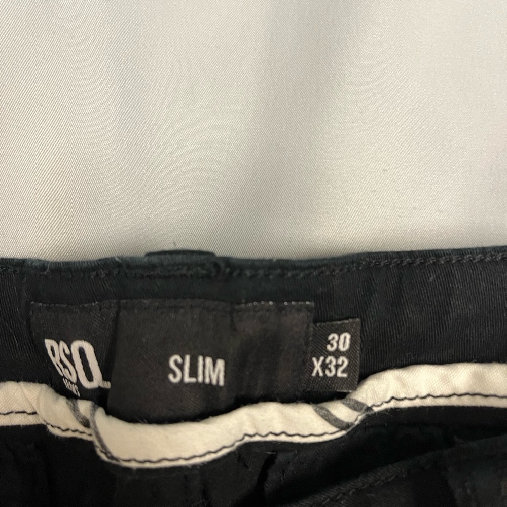 Lack khakis - Picture 2 of 2